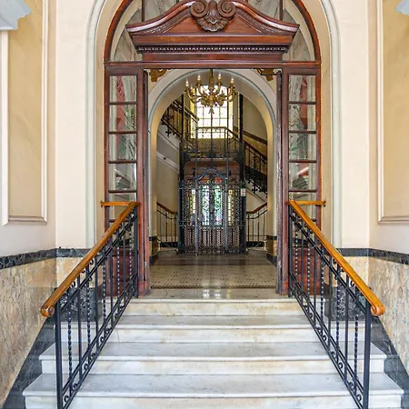 Domus San Giovanni Elegant ローマ