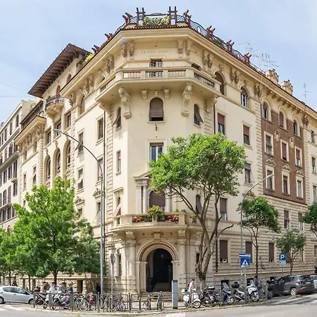 Domus San Giovanni Elegant ローマ